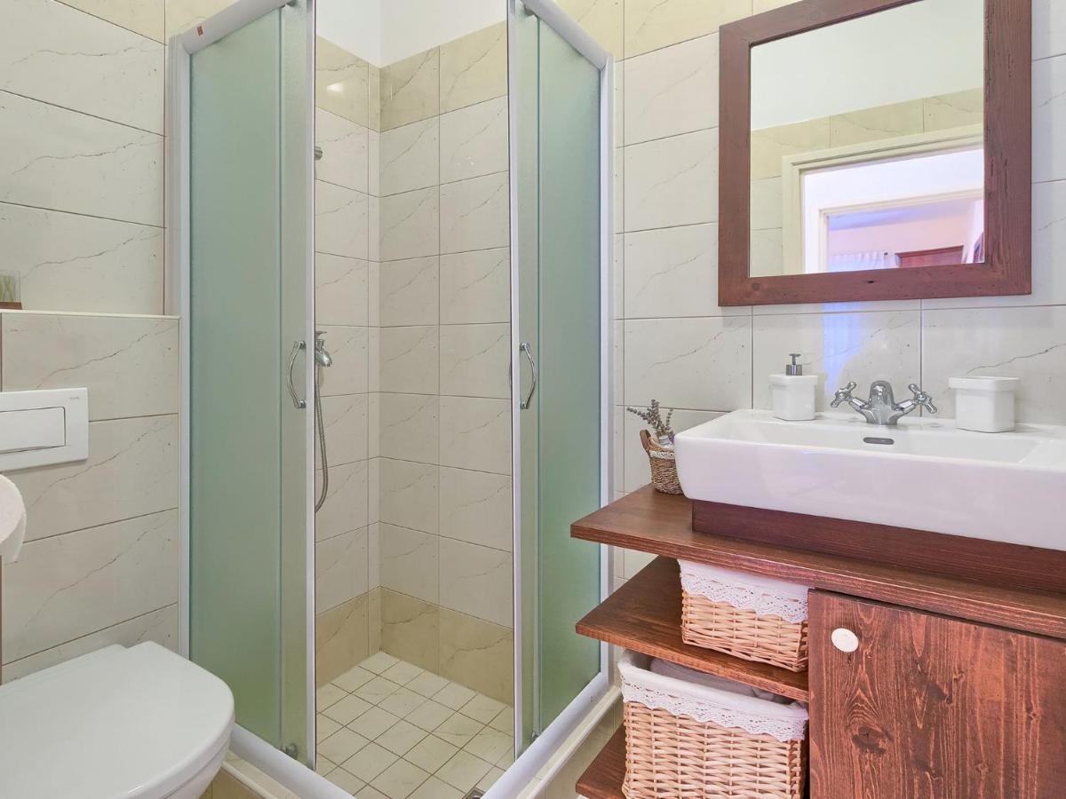 Apartment Sani-1 By Interhome Пьешчана-Увала Экстерьер фото